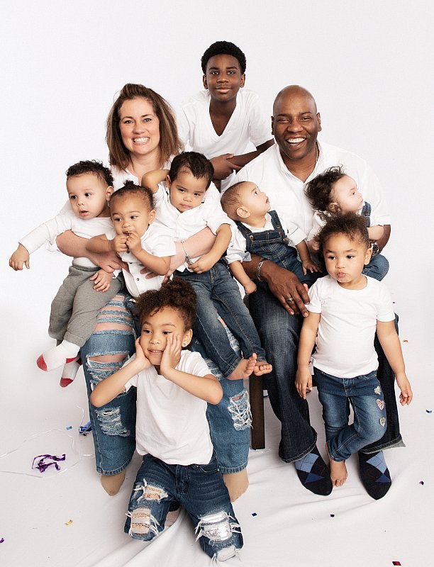 Generational Studio portrait of grandparents with grandchildren at I-Witness Photography, LLC in Severn, Maryland
