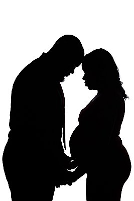 MaternityPortrait-silhouette.jpg